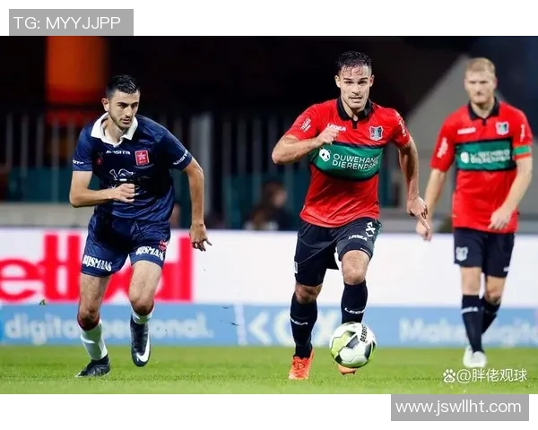 德甲精彩对决巴黎圣日耳曼大胜利物浦四球狂潮引发全场沸腾